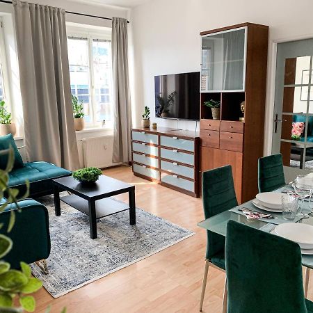 Cozy Downtown City Living Bratysława Zewnętrze zdjęcie